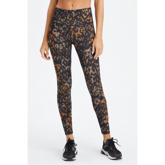 Define PowerHold High-Waisted Yoga Legging Wild Camo