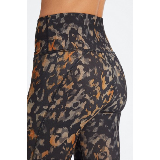 Define PowerHold High-Waisted Yoga Legging Wild Camo