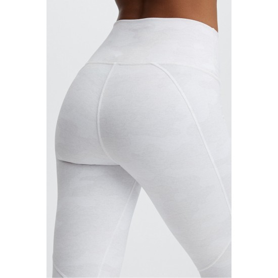 Define PowerHold High-Waisted Yoga Legging White Heather Camo