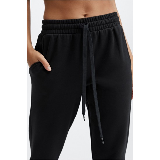 Go-To Classic Yoga Sweatpant Black