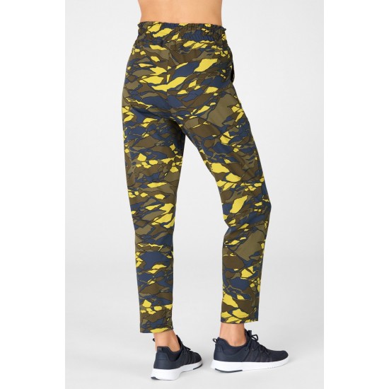 Margot Yoga Pant Multi Olive Camo