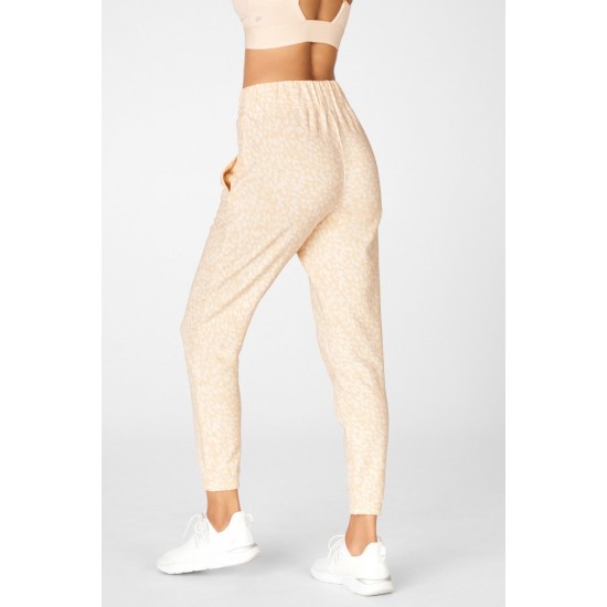 Cloe Slim Yoga Sweatpant Chill