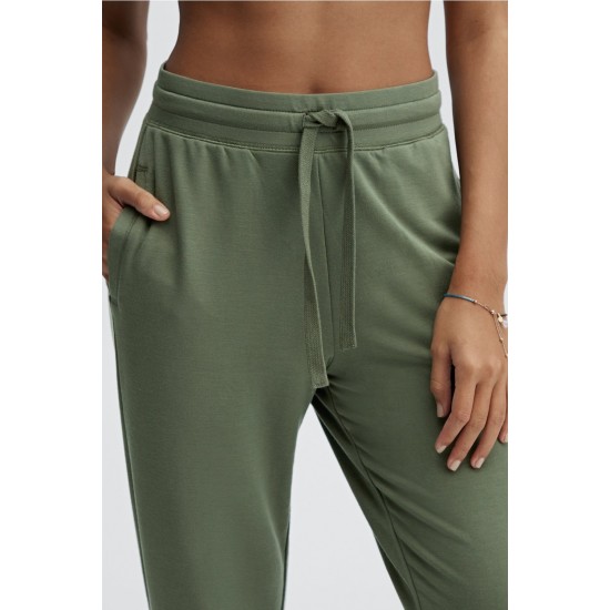 Go-To Tapered Yoga Jogger Safari