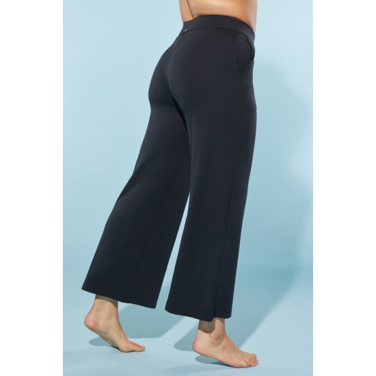 Body Butter Straight Leg Yoga Pant Iconic Black