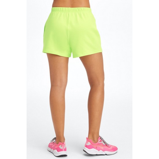 Lightweight Go-To Slim SweatYoga Short Sprout/Athletic Club