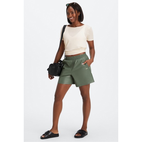 Vegan Leather High-Waisted Yoga Short Smoke Green